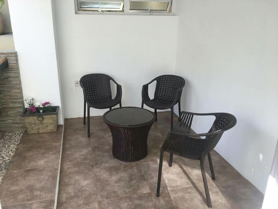 Lovely Two Bedrooms Apartment. Flic-en-Flacq Esterno foto