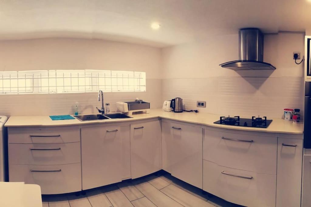 Lovely Two Bedrooms Apartment. Flic-en-Flacq Esterno foto